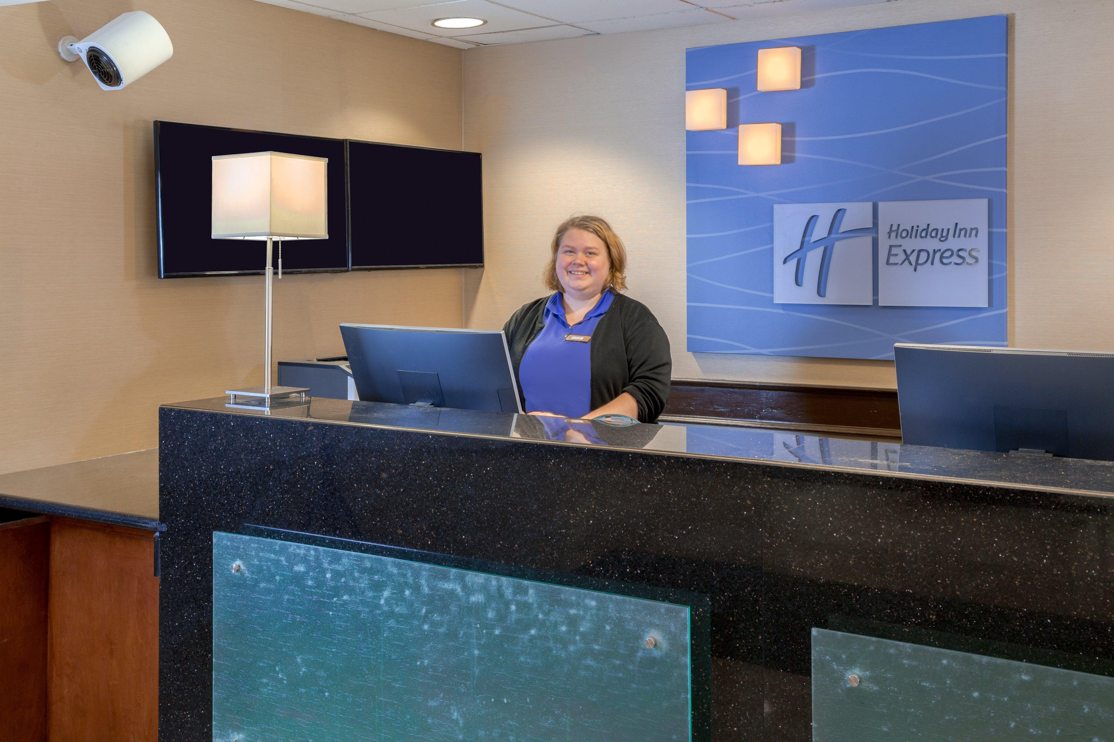 Holiday Inn Express Hotel & Suites Canton By Ihg Luaran gambar