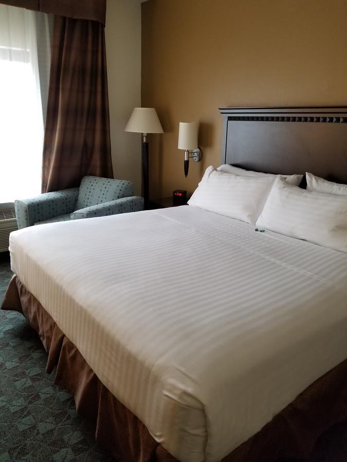 Holiday Inn Express Hotel & Suites Canton By Ihg Luaran gambar