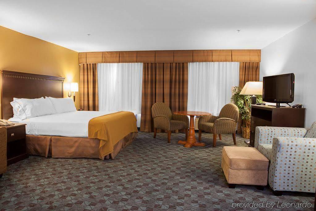 Holiday Inn Express Hotel & Suites Canton By Ihg Luaran gambar