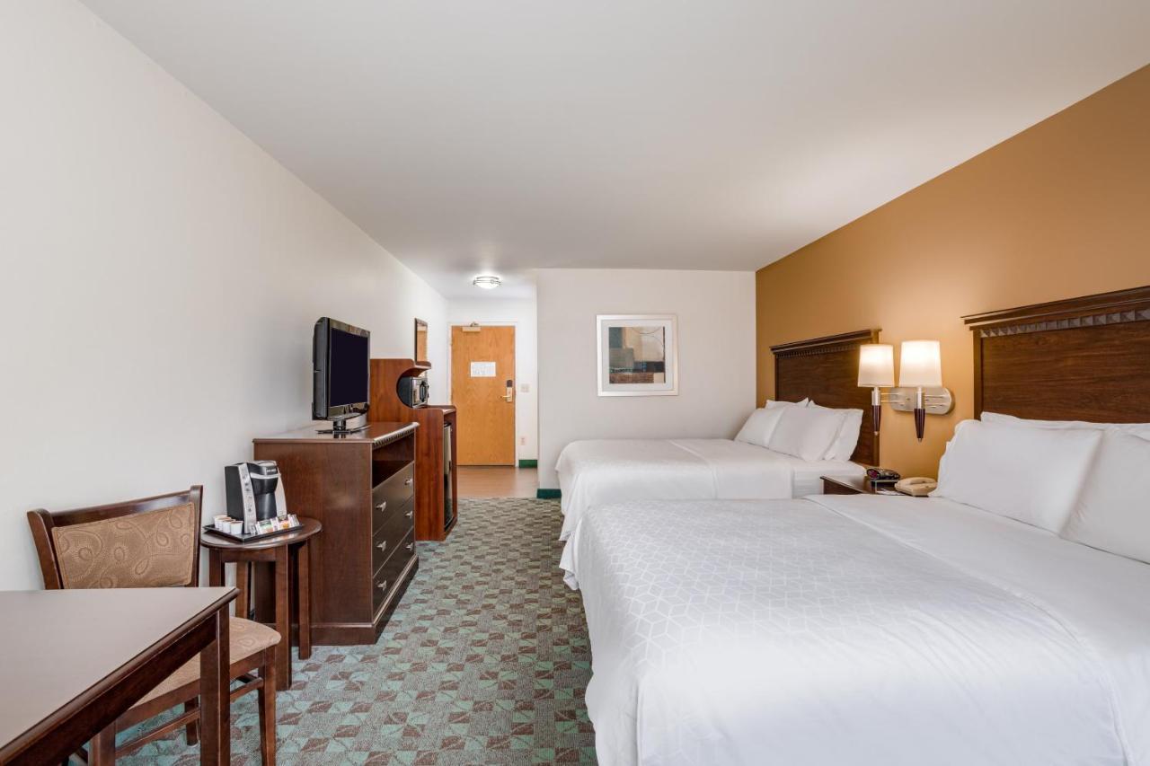 Holiday Inn Express Hotel & Suites Canton By Ihg Luaran gambar